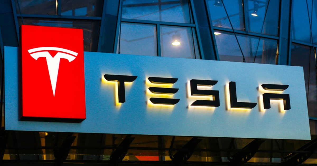 Tesla Records $51 Million Impairment Loss on its Bitcoin Holdings in Q3